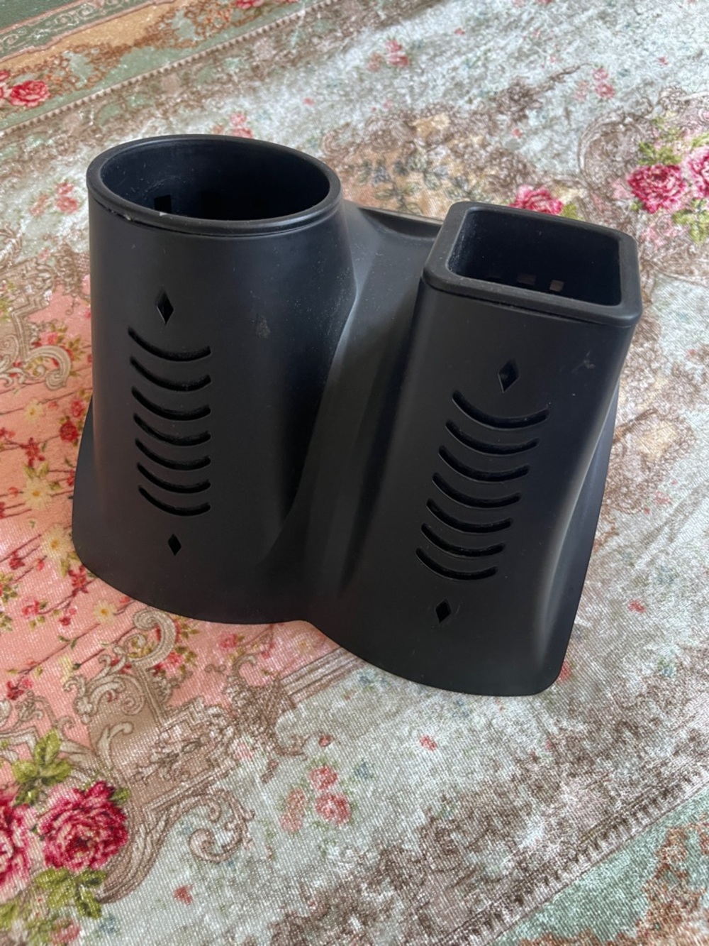 CROC Black Hair Tool/Accessory Holder - Picture 4 of 4